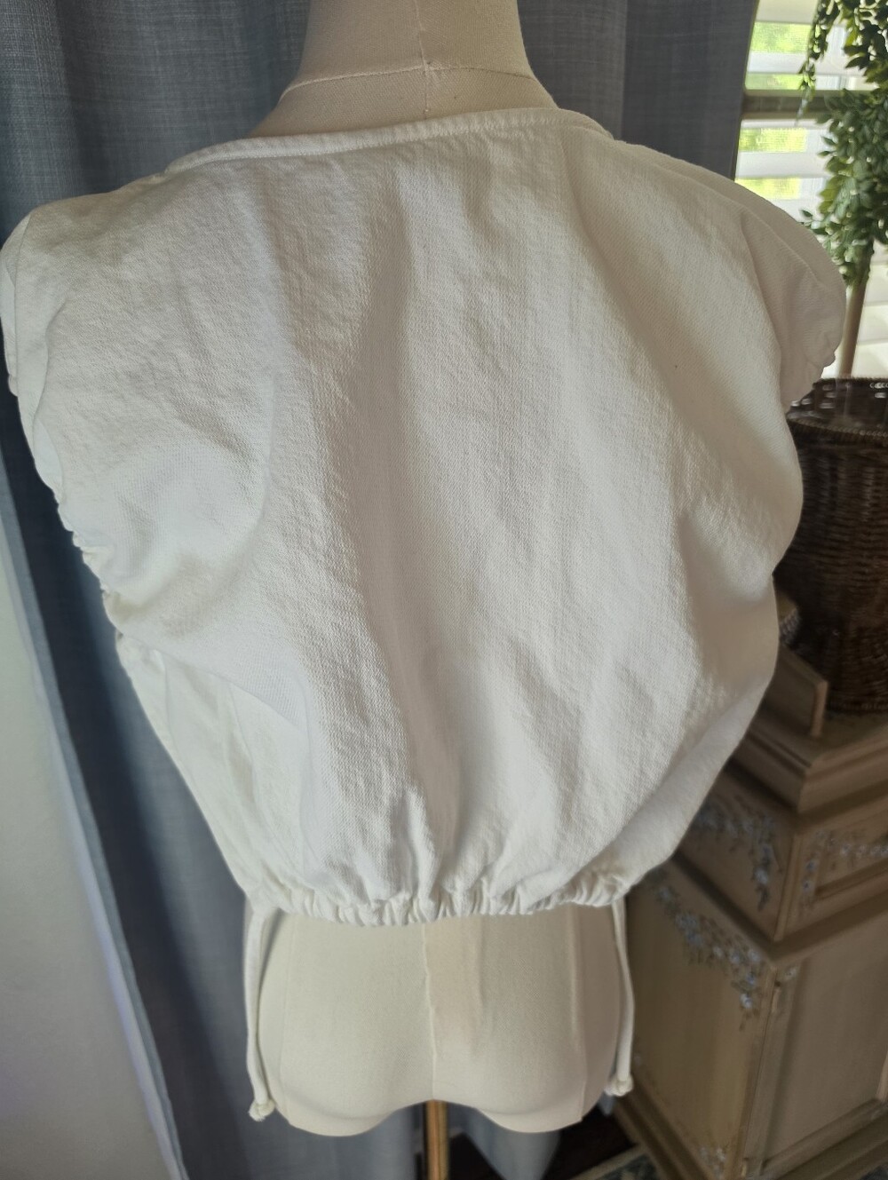 Zara Cropped Side Tie Top - Picture 4 of 5